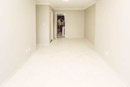 Casa para alugar com 55m², 2 quartos e 1 vaga Casa para alugar com 55m², 2 quartos e 1 vagaSala
