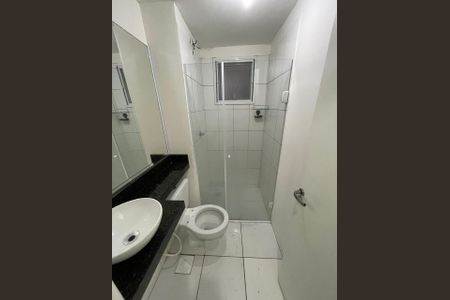 Banheiro de apartamento à venda com 2 quartos, 54m² em Residencial Real Parque, Sumaré