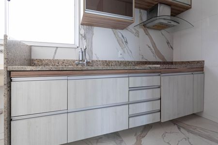 Apartamento à venda com 90m², 3 quartos e 2 vagasCozinha e Área de Serviço