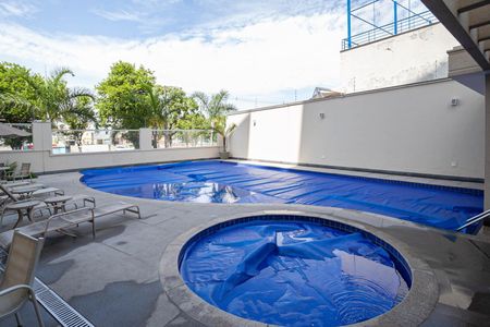 Apartamento à venda com 90m², 3 quartos e 2 vagasÁrea comum - Piscina