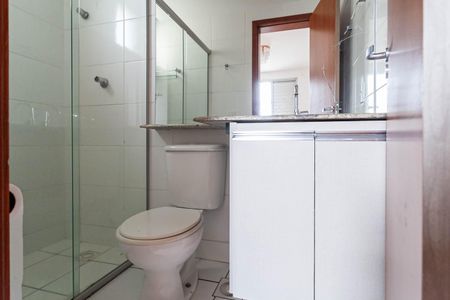 Apartamento à venda com 90m², 3 quartos e 2 vagasBanheiro da suíte 