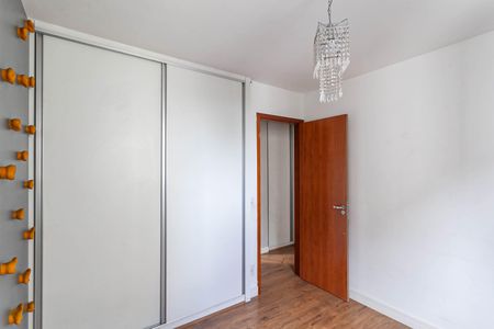 Apartamento à venda com 90m², 3 quartos e 2 vagasQuarto 2