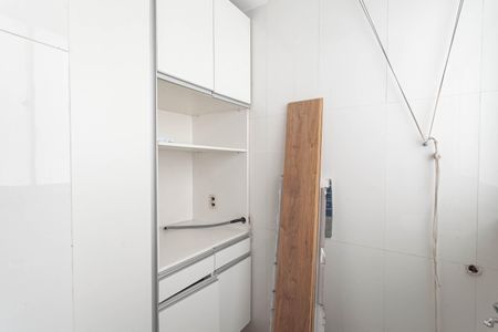 Apartamento à venda com 90m², 3 quartos e 2 vagasCozinha e Área de Serviço