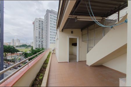 Apartamento à venda com 116m², 1 quarto e 2 vagas Apartamento à venda com 116m², 1 quarto e 2 vagasVaranda