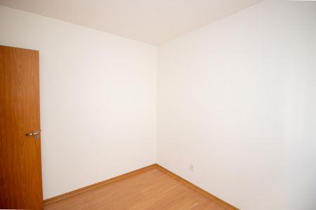 Quarto 2 de apartamento à venda com 2 quartos, 38m² em Tres Barras, Contagem