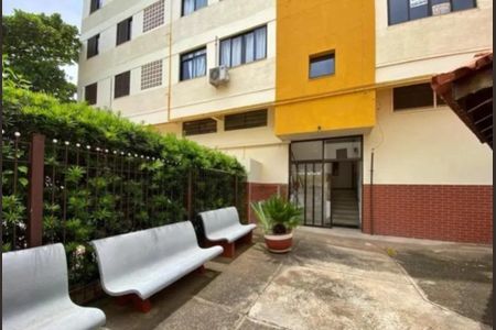Apartamento para alugar com 70m², 2 quartos e 1 vaga