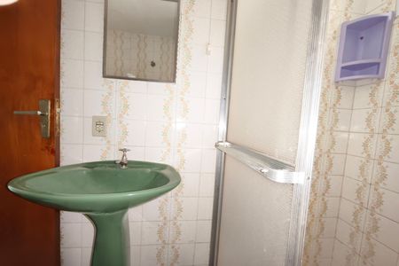 Banheiro social de apartamento à venda com 2 quartos, 70m² em Jardim do Trevo, Campinas