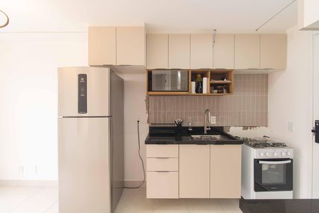 Apartamento para alugar com 29m², 1 quarto e sem vaga Apartamento para alugar com 29m², 1 quarto e sem vagaCozinha e Área de Serviço