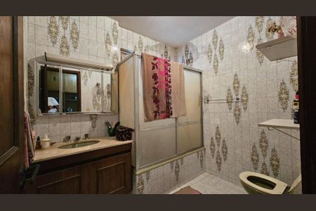 Casa à venda com 3 quartos, 180m² em Chácara Monte Alegre, São Paulo