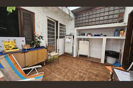 Casa à venda com 3 quartos, 180m² em Chácara Monte Alegre, São Paulo