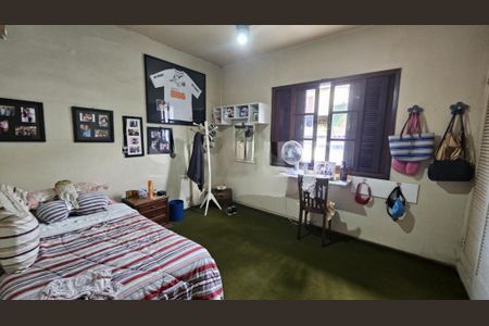 Casa à venda com 180m², 3 quartos e sem vaga