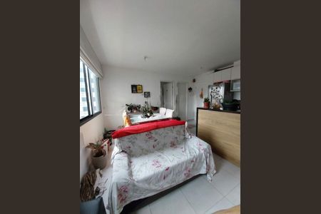 Apartamento à venda com 34m², 2 quartos e sem vaga