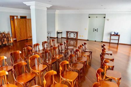 Apartamento para alugar com 123m², 3 quartos e 3 vagas Apartamento para alugar com 123m², 3 quartos e 3 vagasÁrea comum - Salão de festas