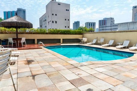 Apartamento para alugar com 123m², 3 quartos e 3 vagas Apartamento para alugar com 123m², 3 quartos e 3 vagasÁrea comum - Piscina