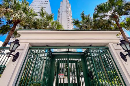 Apartamento à venda com 193m², 3 quartos e 4 vagas Apartamento à venda com 193m², 3 quartos e 4 vagasfachada do predio