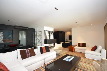 Apartamento à venda com 193m², 3 quartos e 4 vagas Apartamento à venda com 193m², 3 quartos e 4 vagassala de estar 1