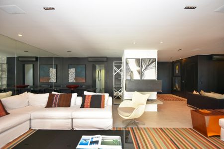 Apartamento à venda com 193m², 3 quartos e 4 vagas Apartamento à venda com 193m², 3 quartos e 4 vagassala de estar 1