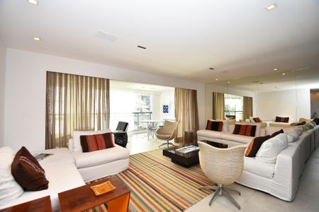 Apartamento à venda com 193m², 3 quartos e 4 vagas Apartamento à venda com 193m², 3 quartos e 4 vagassala de estar 1