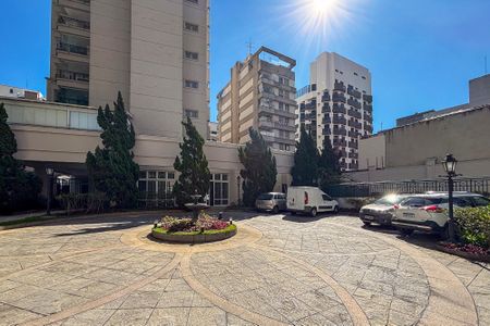 Apartamento à venda com 193m², 3 quartos e 4 vagas Apartamento à venda com 193m², 3 quartos e 4 vagasarea de desembarque e embarque