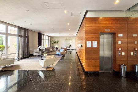 Apartamento à venda com 193m², 3 quartos e 4 vagas Apartamento à venda com 193m², 3 quartos e 4 vagashall de elevadores