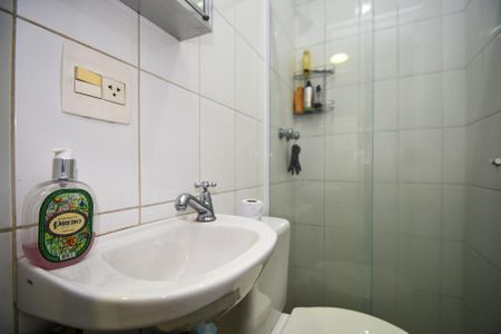 Apartamento à venda com 193m², 3 quartos e 4 vagas Apartamento à venda com 193m², 3 quartos e 4 vagasbanheiro de serviçø