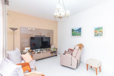 Casa à venda com 3 quartos, 100m² em Cidade Nova, Belo Horizonte