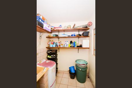Área de Serviço de casa à venda com 3 quartos, 194m² em Jardim Divinolandia, Guarulhos