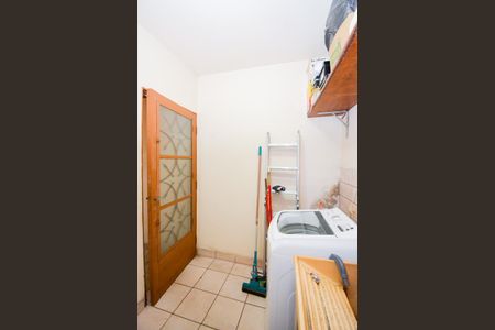 Casa à venda com 194m², 3 quartos e 2 vagasÁrea de Serviço