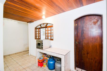 Casa à venda com 194m², 3 quartos e 2 vagasÁrea de Serviço