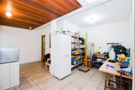 Casa à venda com 194m², 3 quartos e 2 vagasÁrea de Serviço