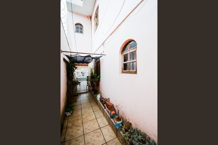 Casa à venda com 194m², 3 quartos e 2 vagasQuintal