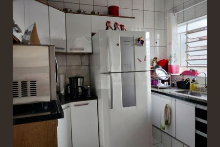 Casa à venda com 120m², 2 quartos e 1 vaga