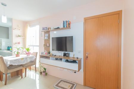 Sala de apartamento à venda com 2 quartos, 44m² em Igara, Canoas