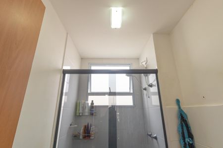 Apartamento à venda com 44m², 2 quartos e 1 vaga Apartamento à venda com 44m², 2 quartos e 1 vagaBanheiro
