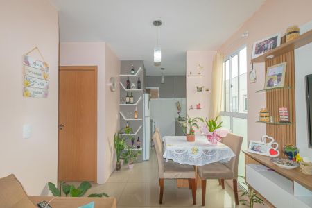 Sala de apartamento à venda com 2 quartos, 44m² em Igara, Canoas