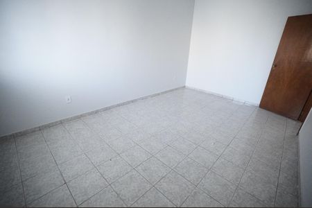 Casa à venda com 193m², 4 quartos e 2 vagas