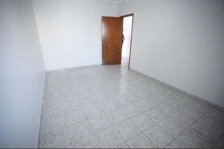 Casa à venda com 193m², 4 quartos e 2 vagas