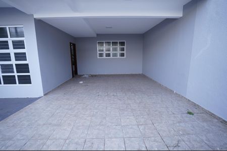 Casa à venda com 193m², 4 quartos e 2 vagas