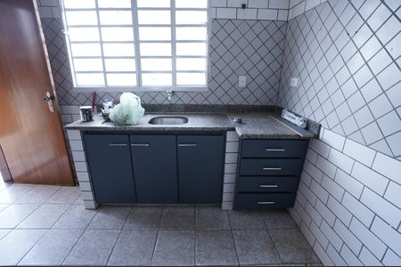 Casa à venda com 193m², 4 quartos e 2 vagas