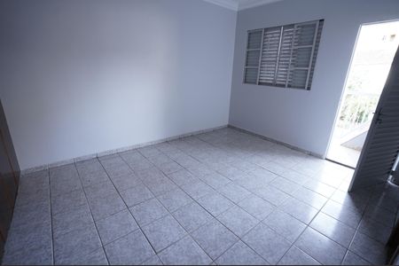 Casa à venda com 193m², 4 quartos e 2 vagas