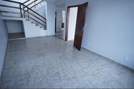 Casa à venda com 4 quartos, 193m² em Jardim América, Goiânia
