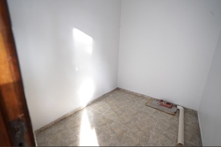 Casa à venda com 193m², 4 quartos e 2 vagas