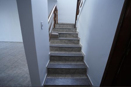 Casa à venda com 193m², 4 quartos e 2 vagas