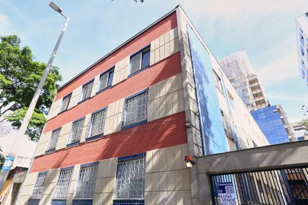 Apartamento à venda com 70m², 3 quartos e sem vaga Apartamento à venda com 70m², 3 quartos e sem vagaFachada