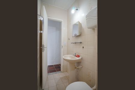 Casa de condomínio para alugar com 200m², 2 quartos e 2 vagasBanheiro