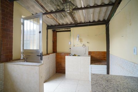 Área de Serviço de casa de condomínio para alugar com 2 quartos, 200m² em Santa Paula, Maricá