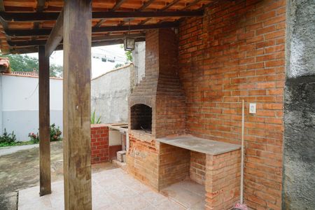 Churrasqueira de casa de condomínio para alugar com 2 quartos, 200m² em Santa Paula, Maricá
