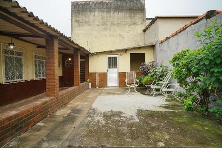 Quintal de casa de condomínio para alugar com 2 quartos, 200m² em Santa Paula, Maricá