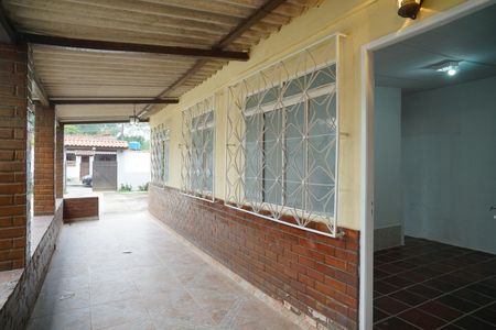 Varanda de casa de condomínio para alugar com 2 quartos, 200m² em Santa Paula, Maricá