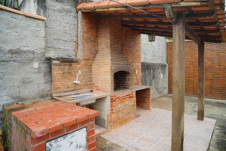 Casa de condomínio para alugar com 200m², 2 quartos e 2 vagasChurrasqueira